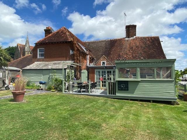 The White Hart Hotell Newenden Exteriör bild