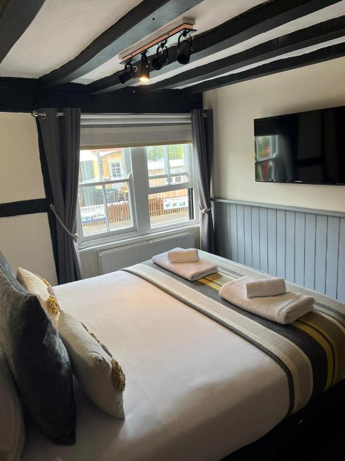 The White Hart Hotell Newenden Exteriör bild