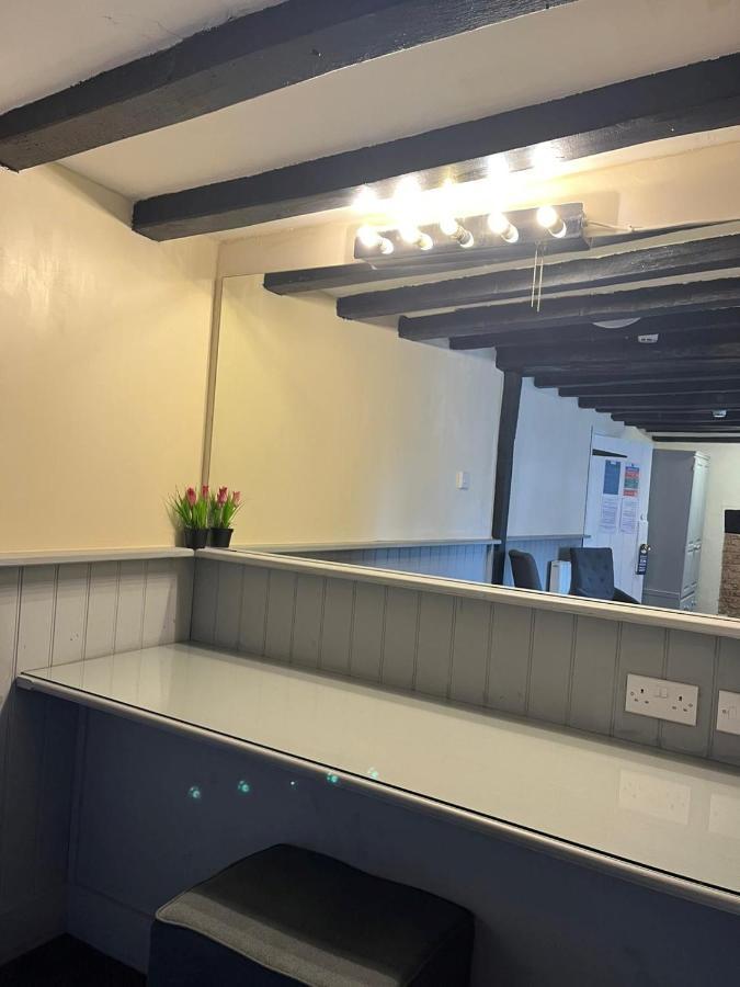 The White Hart Hotell Newenden Exteriör bild